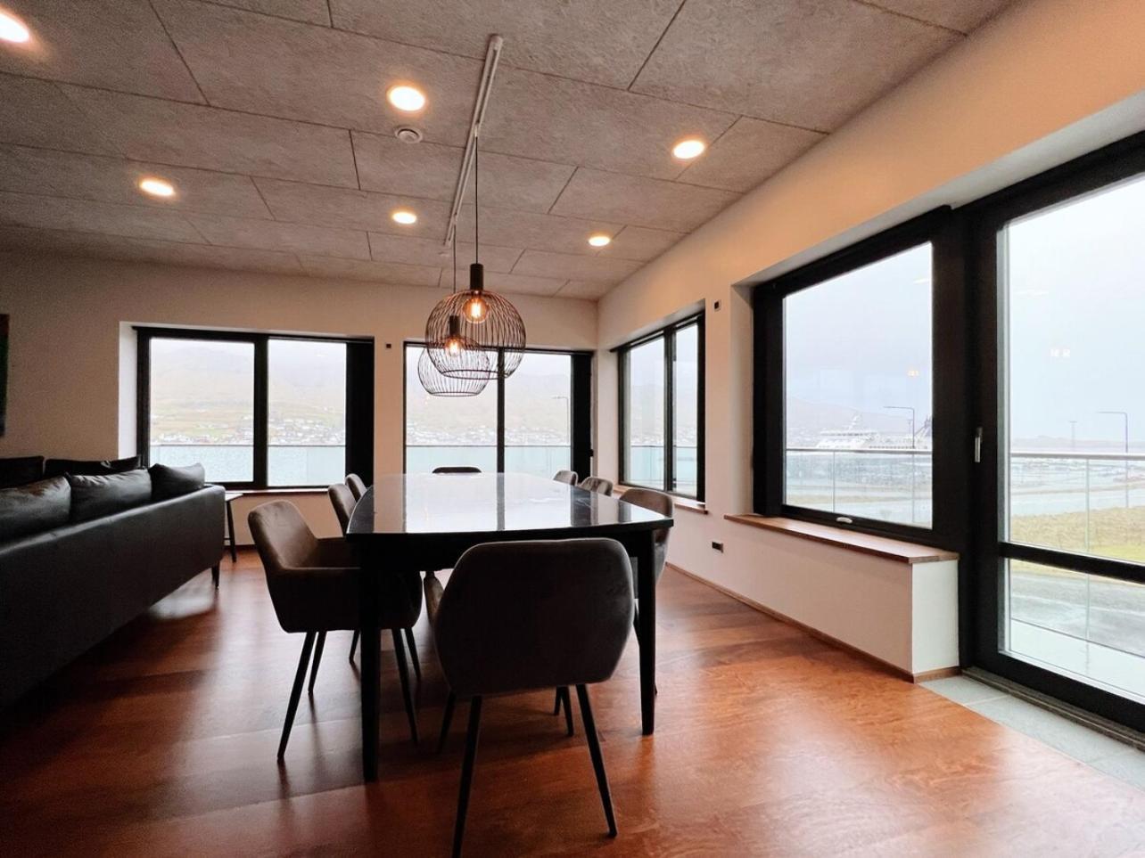 Stunning Ocean View Penthouse Apartment Oravik Buitenkant foto